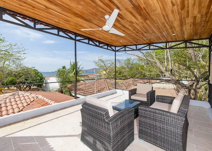 Hébergement de vacances Casa Marina Bahia, Private Pool, Close To The